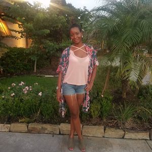 Meet your Posher, Kelly