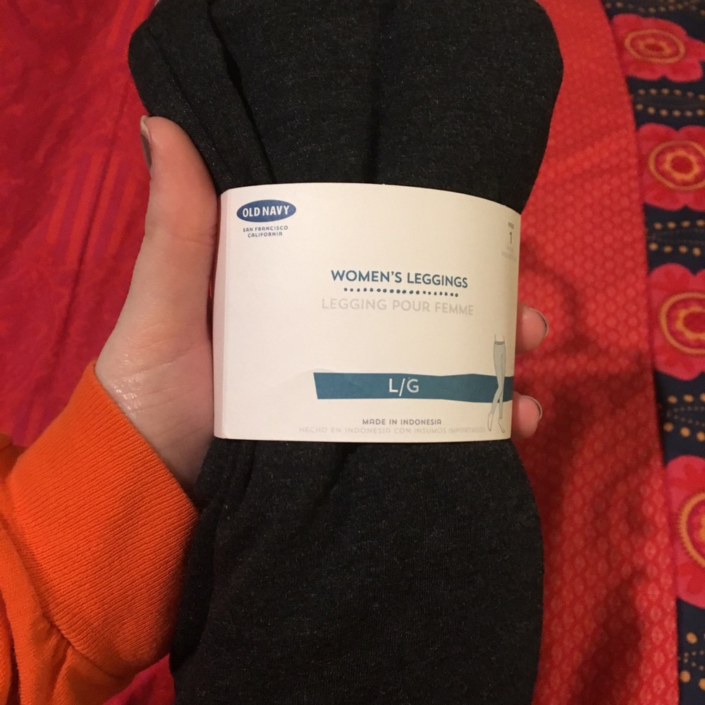 NWT Dark grey old navy leggings size L