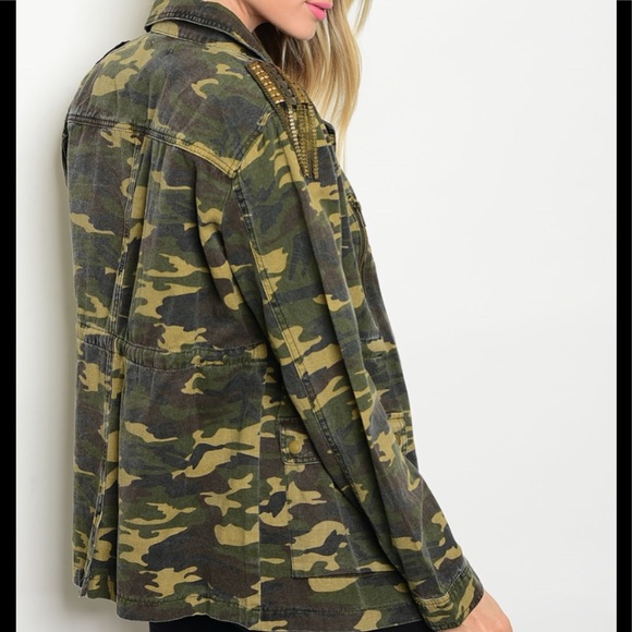 🍍CAMO JACKET🌴 - Picture 4 of 4