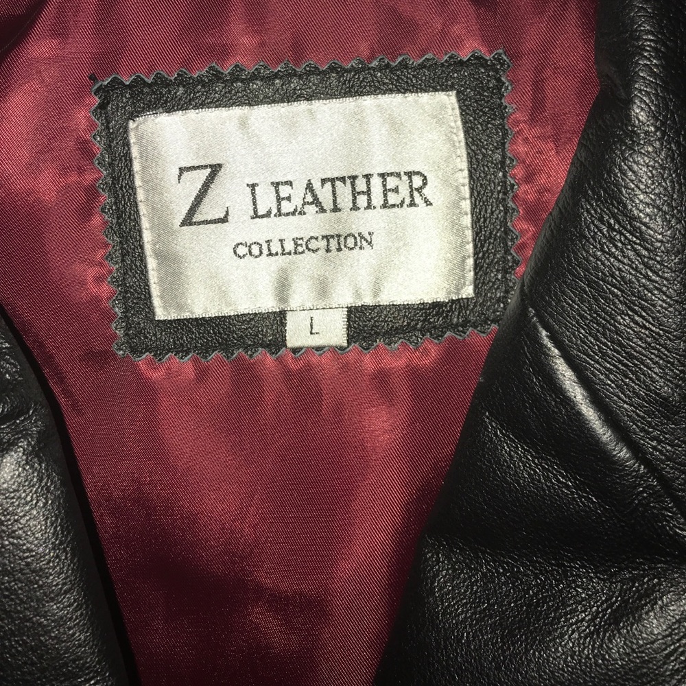 Leather jacket - Picture 3 of 4