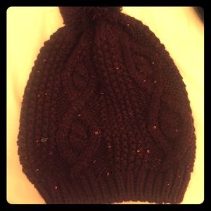 Maroon beanie with puff