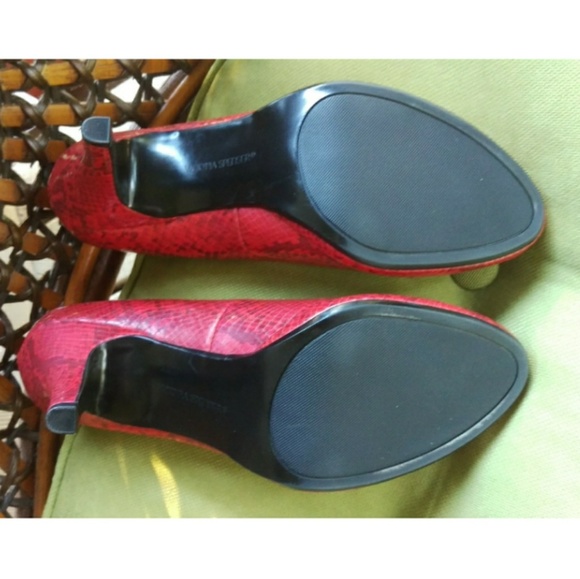Victoria Spenser Red Faux Snake Skin Heels - Picture 8 of 8
