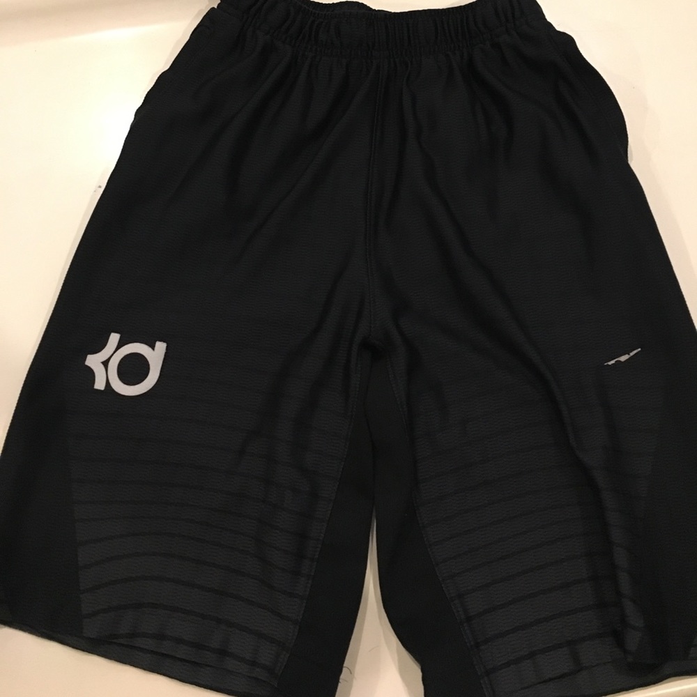 Nike Kevin Durant kd boys size shorts
