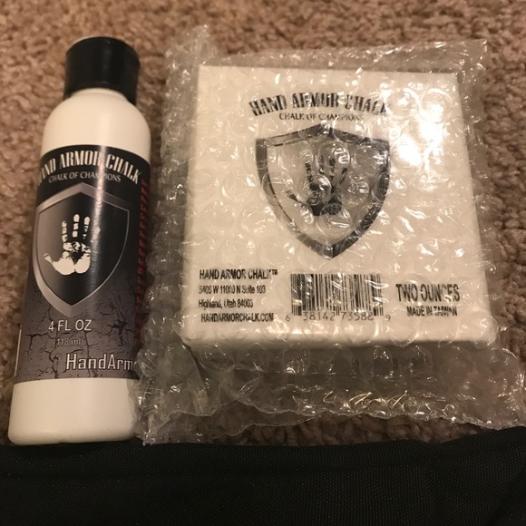 Gainz Fanny Pack with Exclusive Kill Cliff Patch - Picture 4 of 4