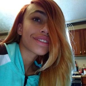 Meet your Posher, Tabitha