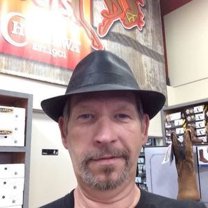 Meet your Posher, Tony