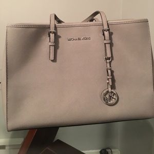 Michael Kors tote