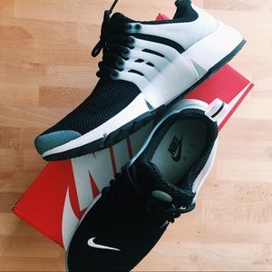 Nike Air Presto - Men's 10