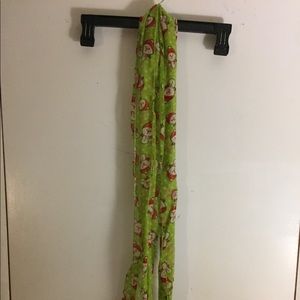 Holiday scarves