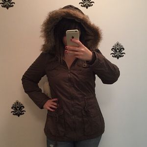 NWT army green faux fur detachable hood coat!