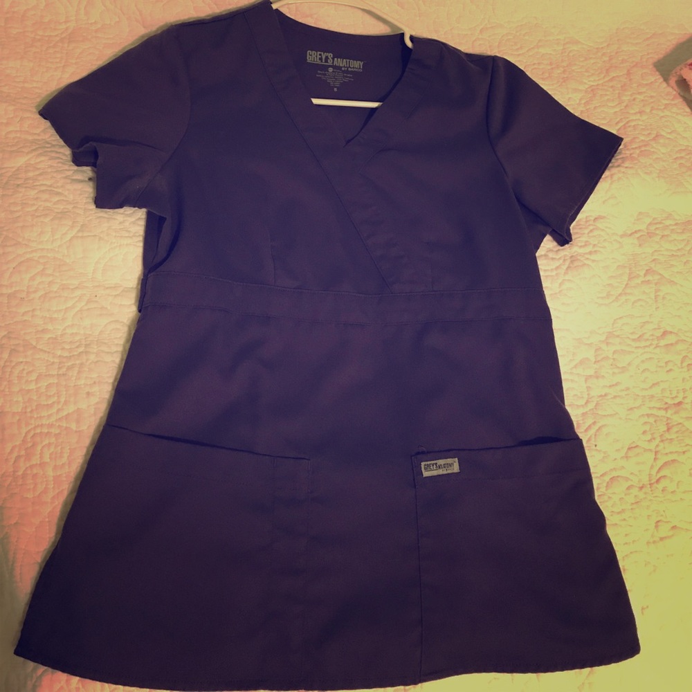 Greys anatomy scrub top