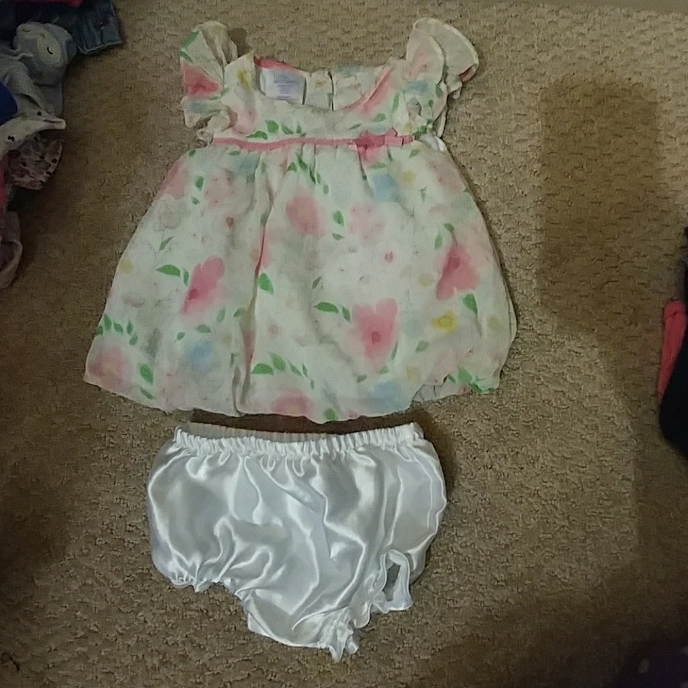 Free with bundle purchase.Spring dress