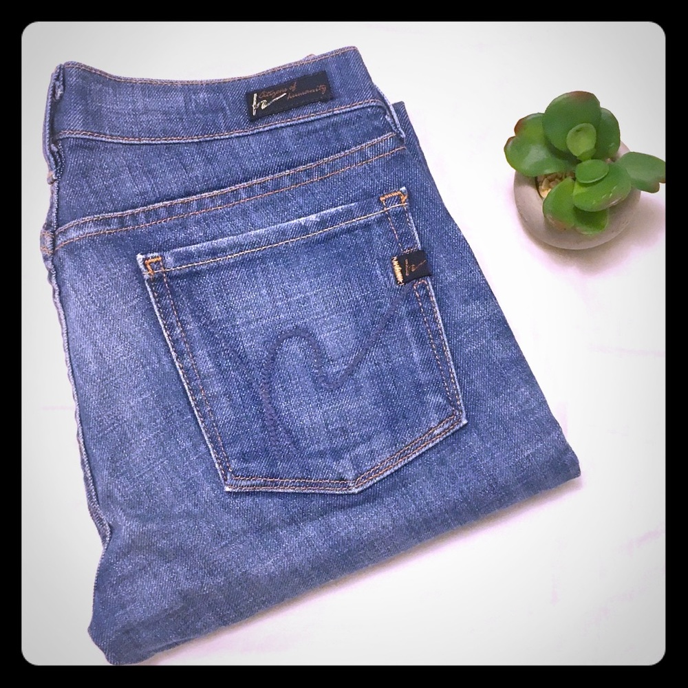 🚺 Citizens of Humanity "Kelly" Jeans