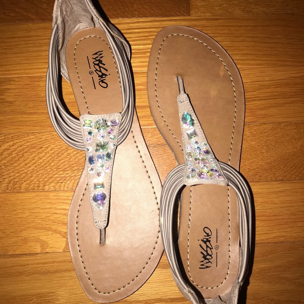 Women’s sandels