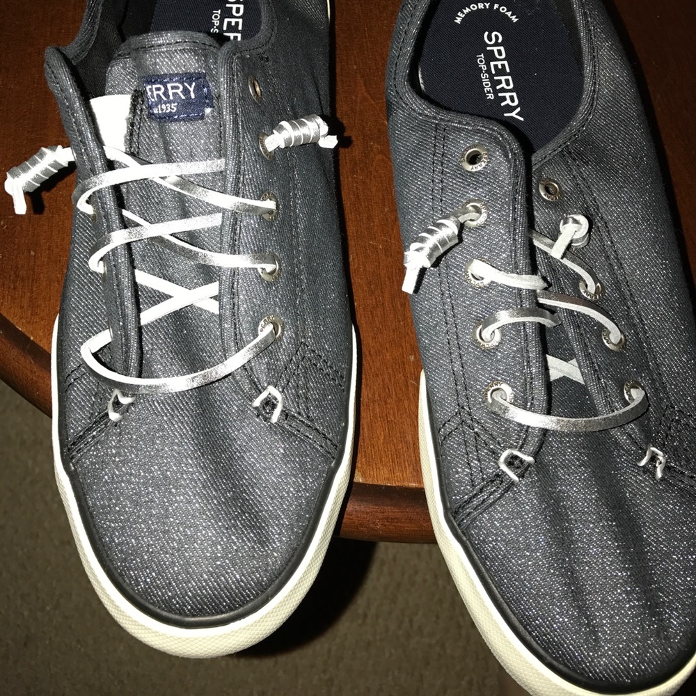 Brand new, without tags Sperry slip ons! So comfy