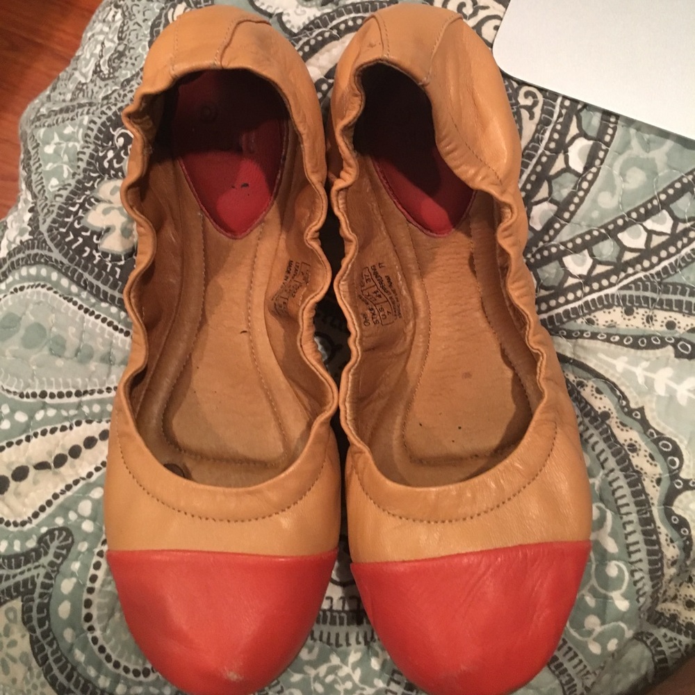 Great casual comfortable flats