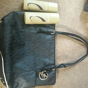 Michael Kors jet east set