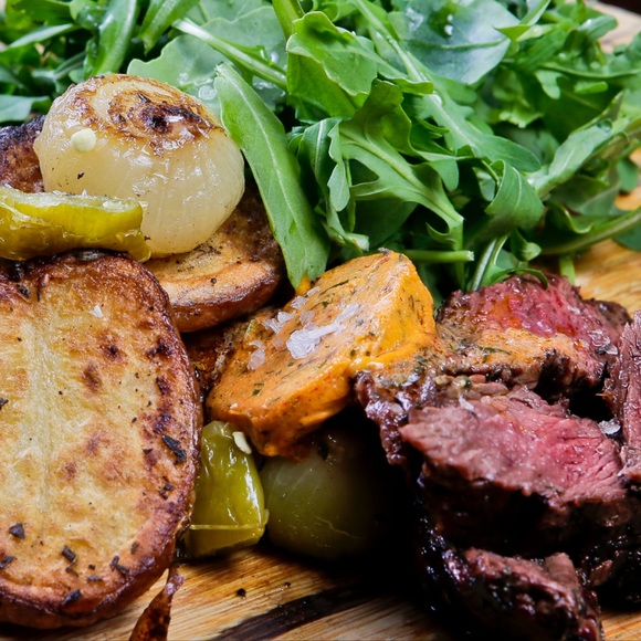 PHILADELPHIA POSHMARK HOLIDAY DINNER PARTY - Picture 8 of 8