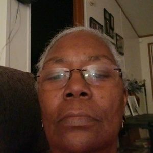 Meet your Posher, Beverly