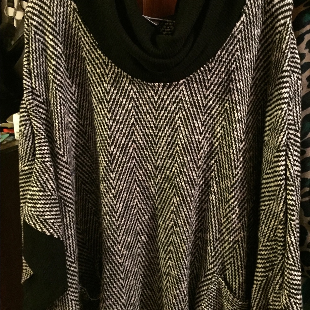 Avenue 30/32 poncho