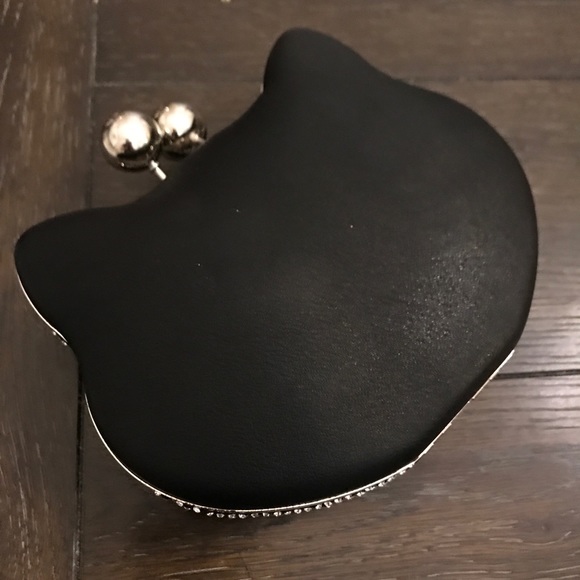Rhinestone kitty clutch. SPARKLY - Picture 4 of 6