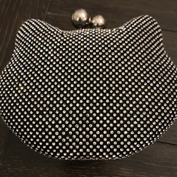 Rhinestone kitty clutch. SPARKLY - Picture 5 of 6