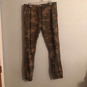 Camo pants