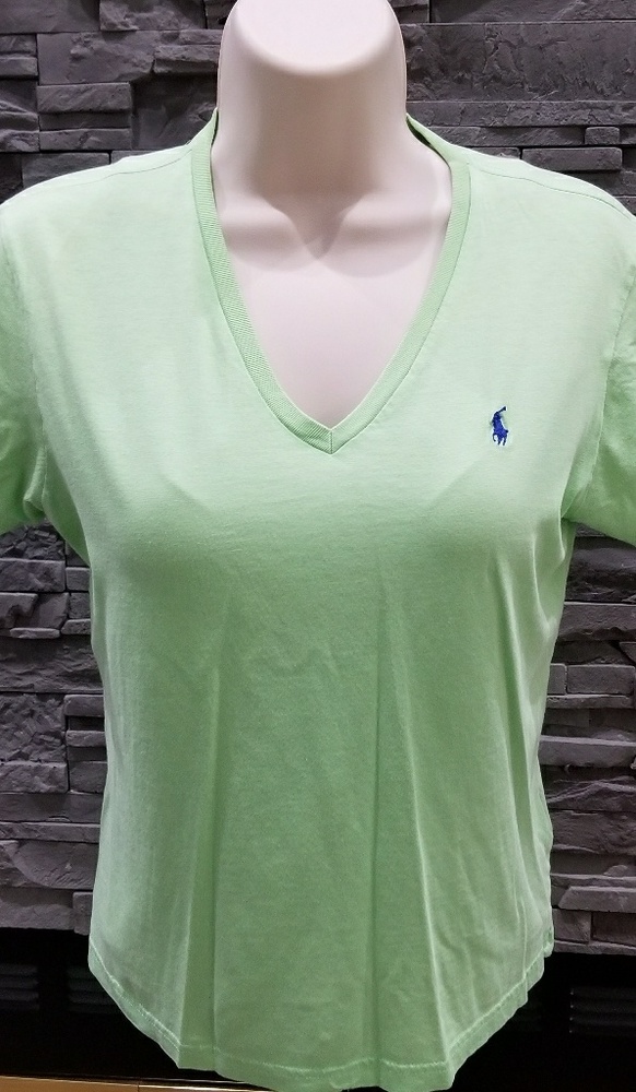 💐Donating 6/1/20 Polo v-neck tee shirt