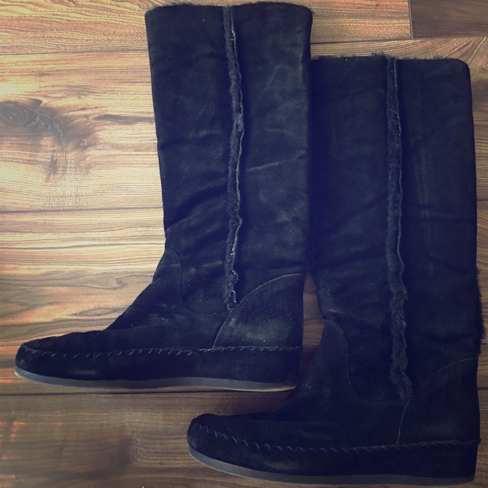 Faux Fur lined Knee High Moccasin Boots