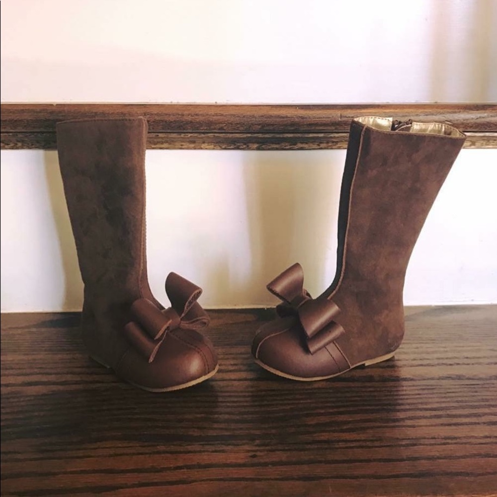 Joyfolie Sasha bow boots. Toddler 4. NWOT