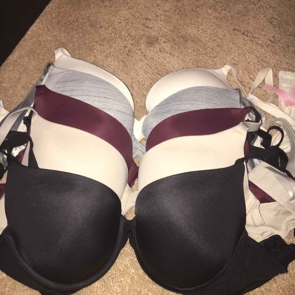Victoria’s Secret PINK Bra (34D) ON SALE