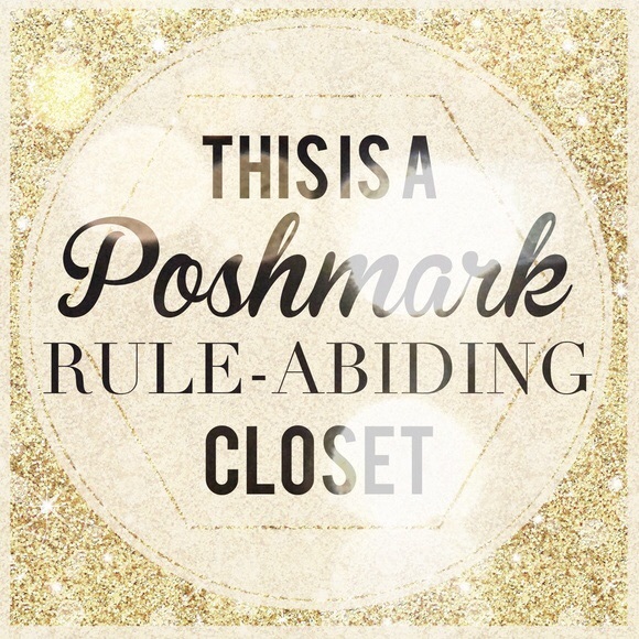 Welcome to my closet/closet rules! - Picture 2 of 4