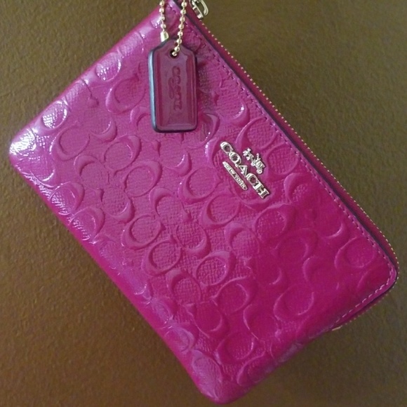 Coach Handbags - Authentic Coach patent leather wristlet.