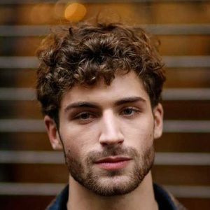 Meet your Posher, Wesley