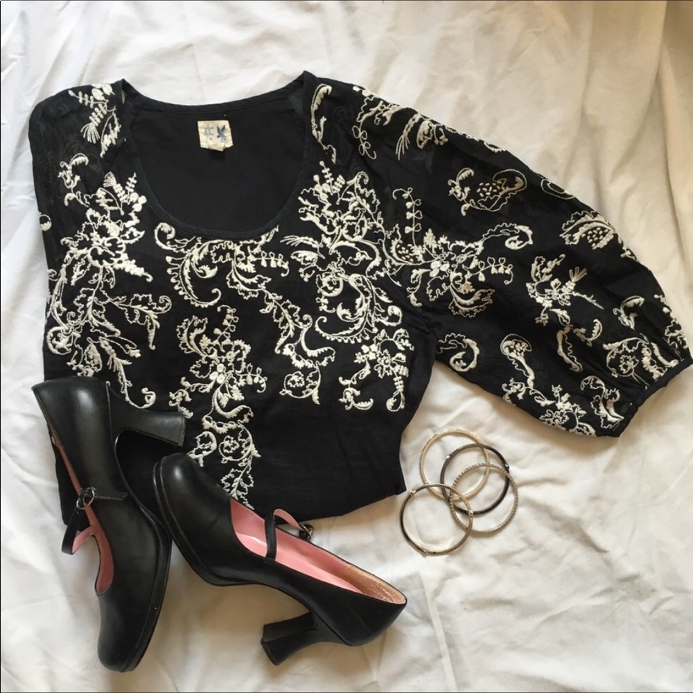 Edme n Esyllte Silk blouse bundle