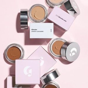 glossier stretch concealer in shade dark