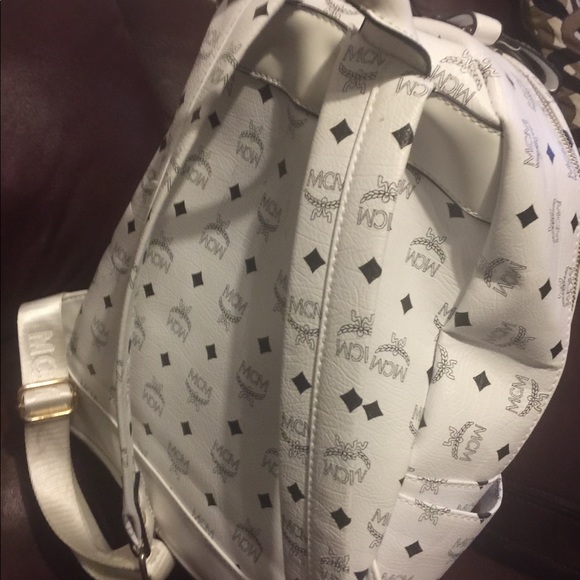 McM bag - Picture 2 of 6