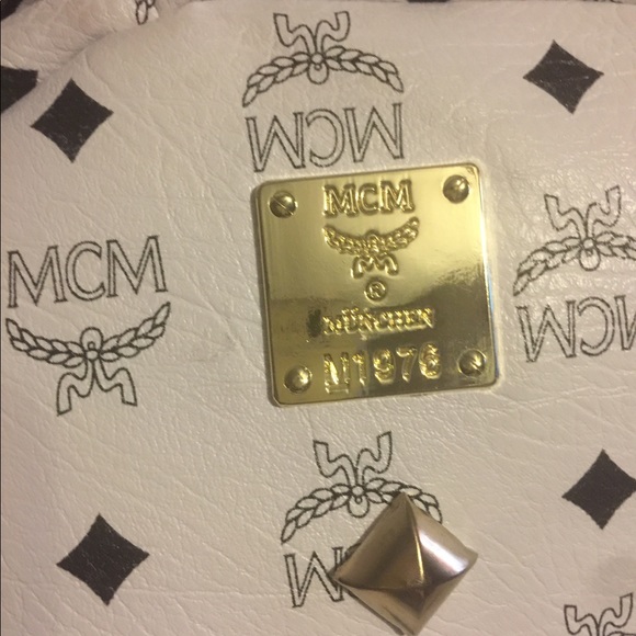 McM bag - Picture 3 of 6