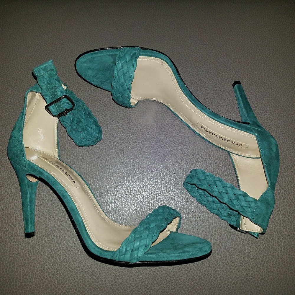 Venita suede leather sandals