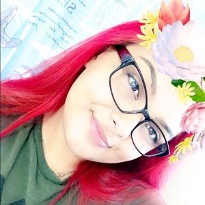 Meet your Posher, Karina