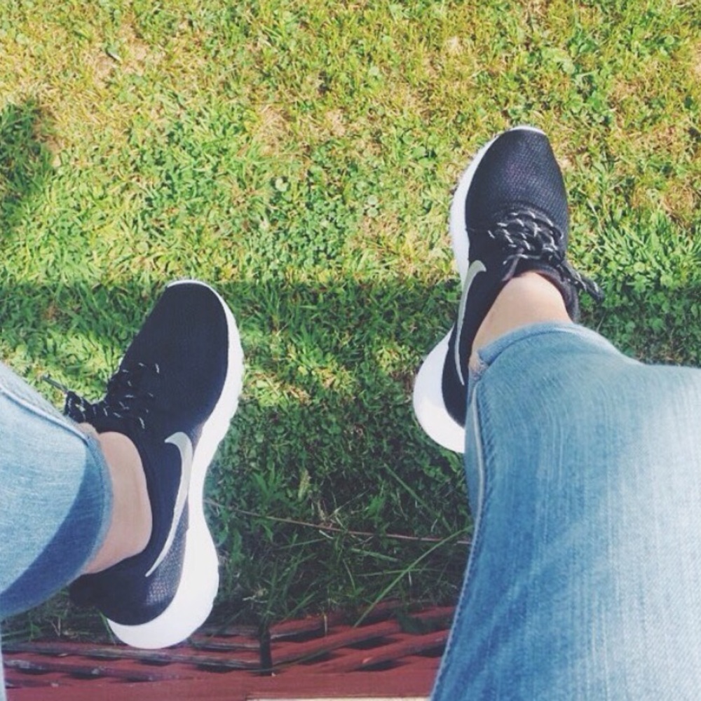 Nike Roshes Shoes