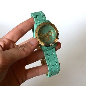 New Look Watch in Mint and Gold