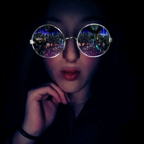 Meet your Posher, Daisy - Picture 1 of 1