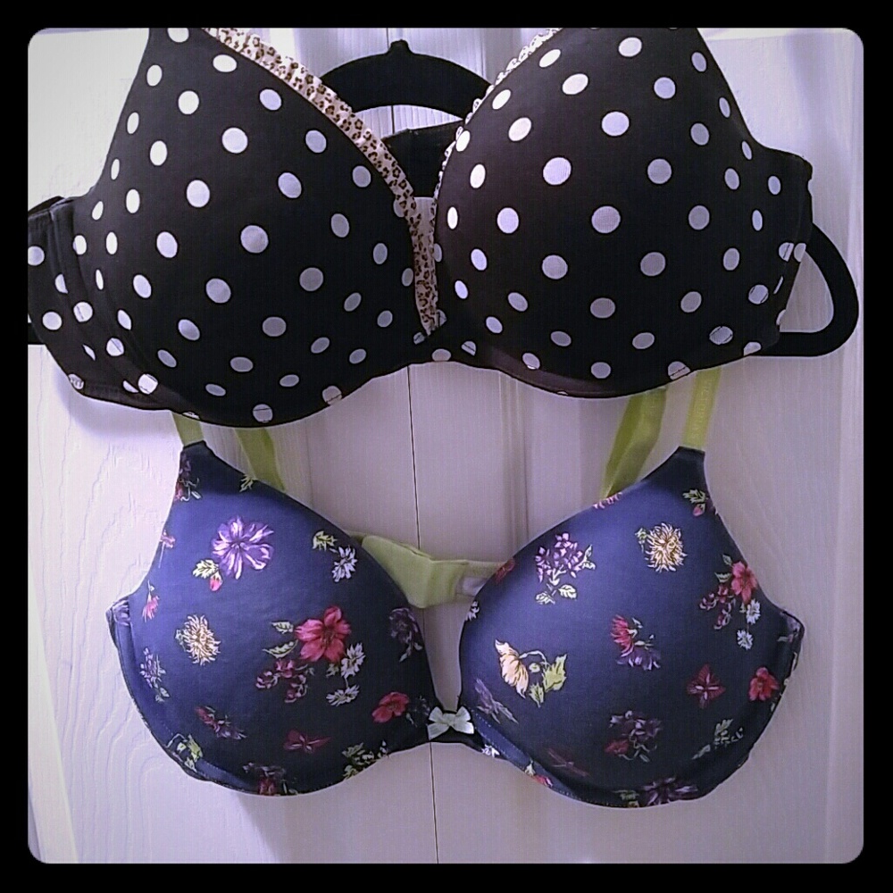 2 Victoria's Secret Bras (EUC)