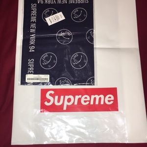 (SOLD) Supreme bandana