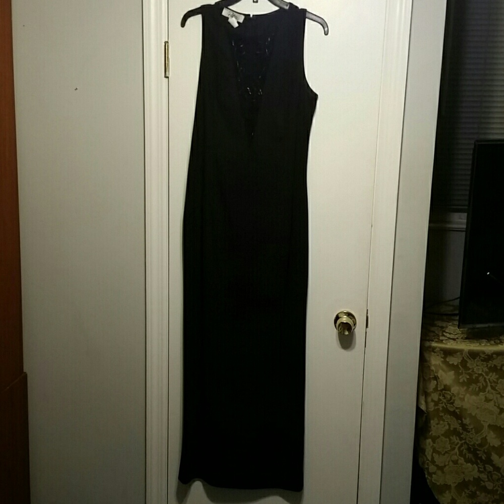 Black Elegant Formal Gown