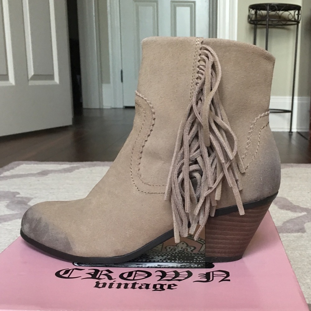 Desert Fringe Bootie - Crown Vintage