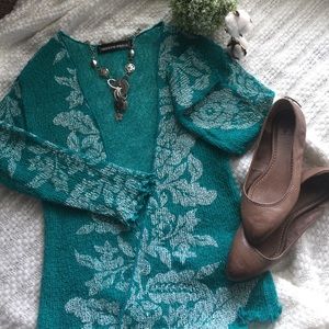 Light weight summer sweater from Stein Mart