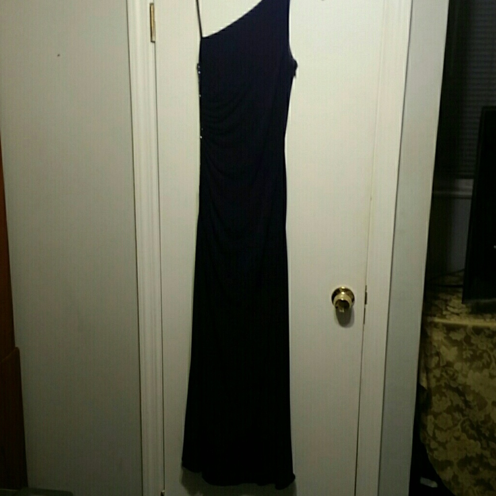 Long Elegant Formal Dress