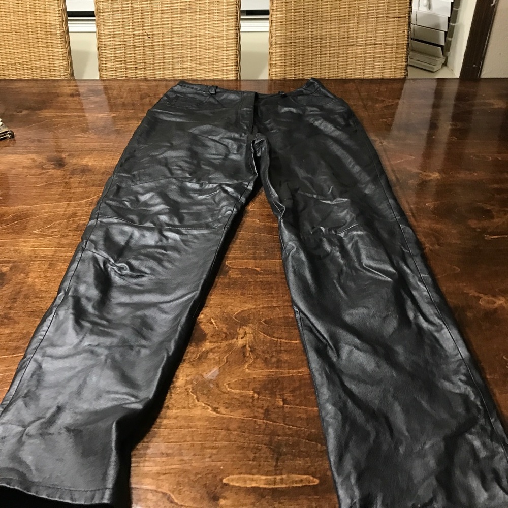 Metro Style Black leather jeans.new